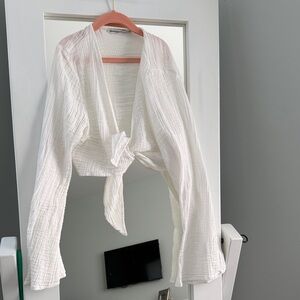 Abercrombie woman’s White linen cover up